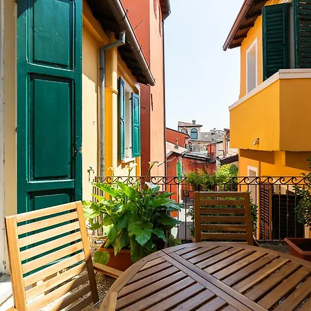 Palazzo delle Guglie by Postcardsfrom-3